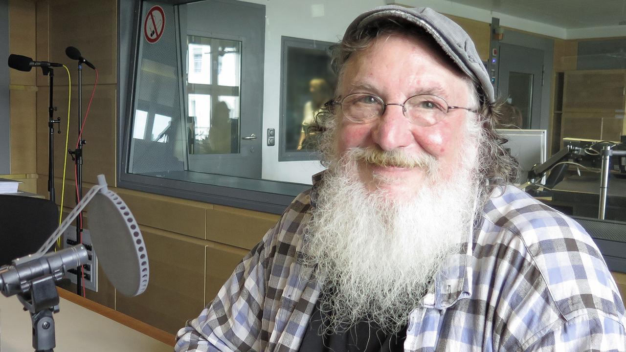Drogenarzt Chaim Jellinek im Studio von Deutschlandradio Kultur. Drogenarzt Chaim Jellinek im Studio von Deutschlandradio Kultur.