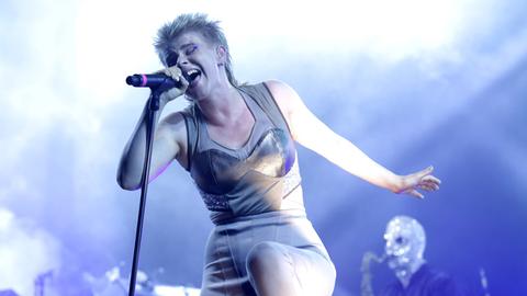 Die Sängerin Robyn singt 2014 auf dem Melt! Festival.