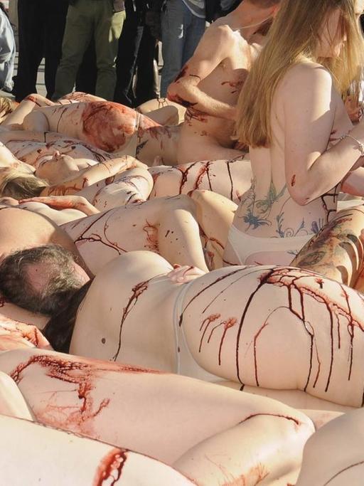 Proteste der Tierschutzorganisation PETA in London anlässlich des des internationalen Tags des Veganismus.