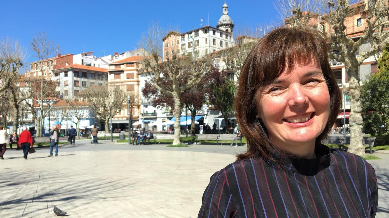 Nicht nur Filmtouristen kommen hierher ins Baskenland - Begoña Gangoiti, Leiterin des Tourismusbüros in Bermeo. Nicht nur Filmtouristen kommen hierher ins Baskenland - Begoña Gangoiti, Leiterin des Tourismusbüros in Bermeo.