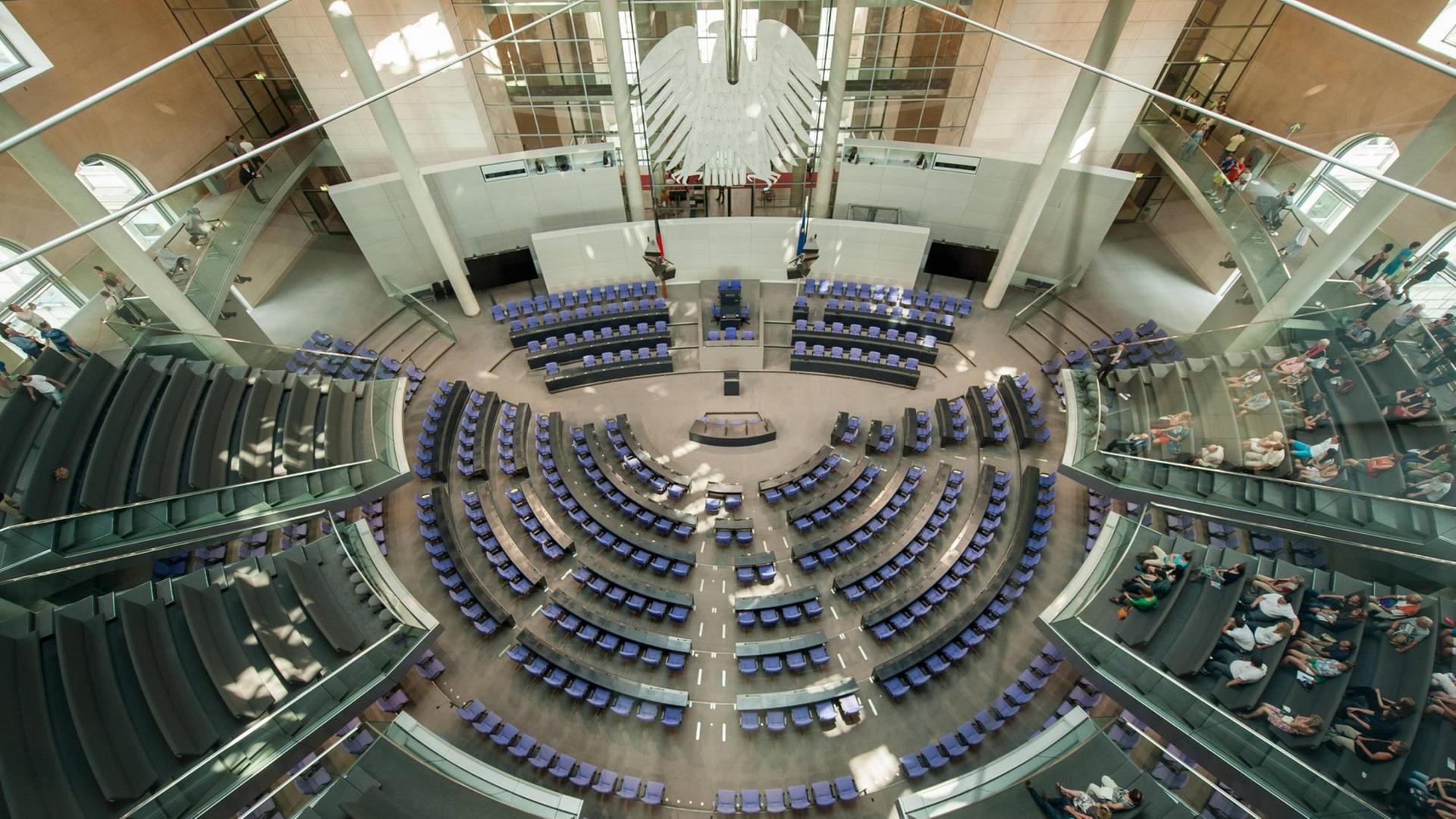 Die Sitze im Bundestag, von oben fotografiert