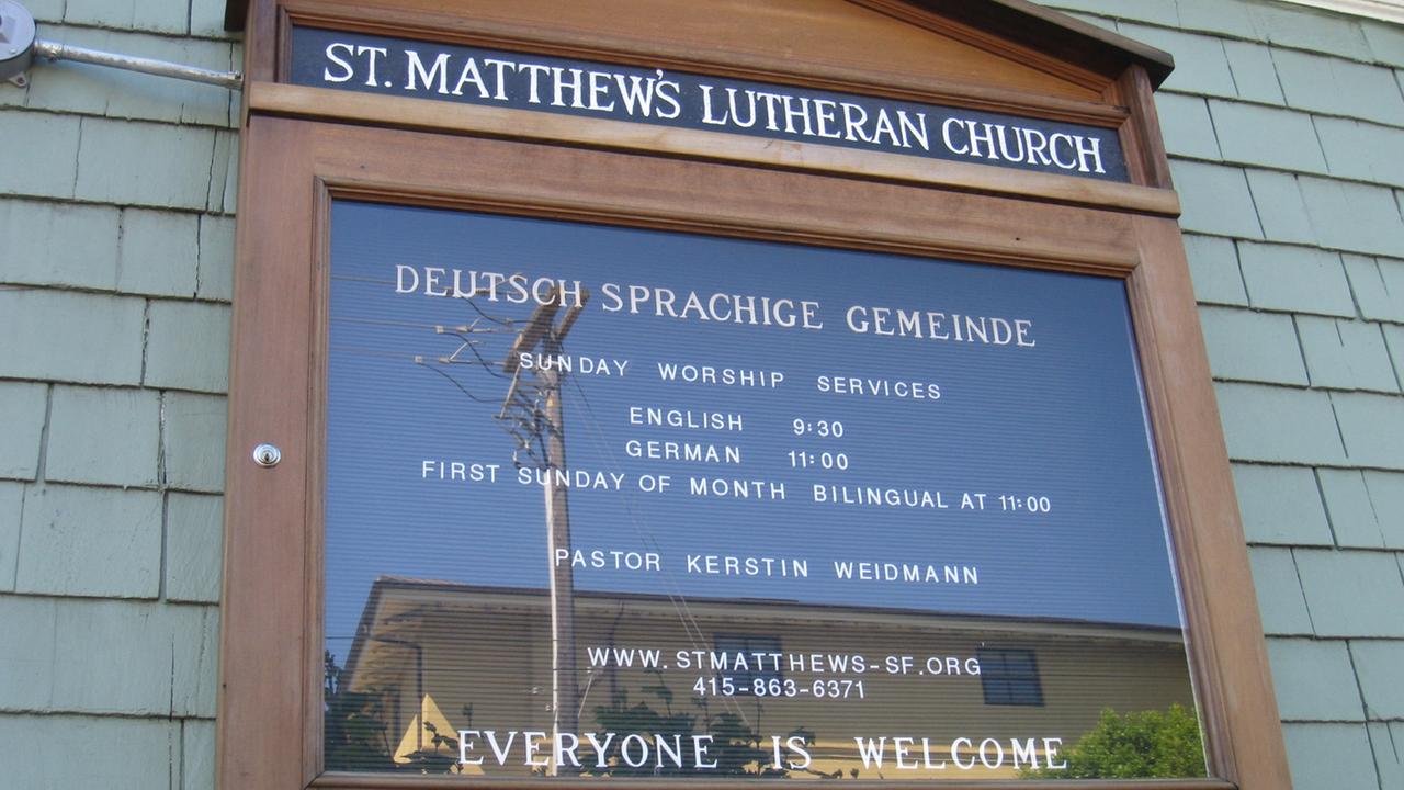 Infokasten der St. Matthews Lutheran Church in San Francisco.