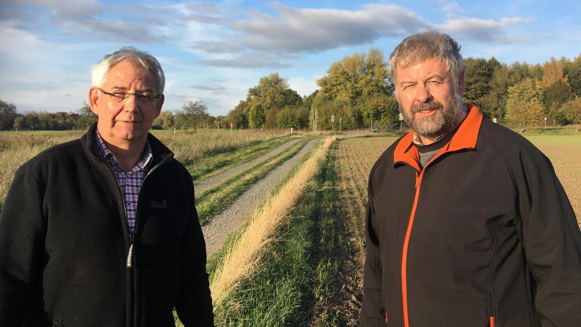 Der frühere Bundesgrenzschützer Lothar Engler (l.) und ehemalige DDR-Grenzsoldat Andreas Weihe Der frühere Bundesgrenzschützer Lothar Engler (l.) und ehemalige DDR-Grenzsoldat Andreas Weihe