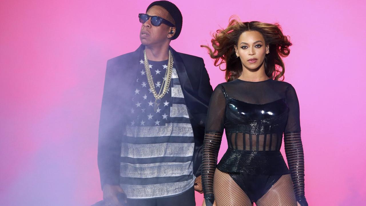Jay Z und Beyoncé bei einem gemeinsamen Konzert Jay Z und Beyoncé bei einem gemeinsamen Konzert