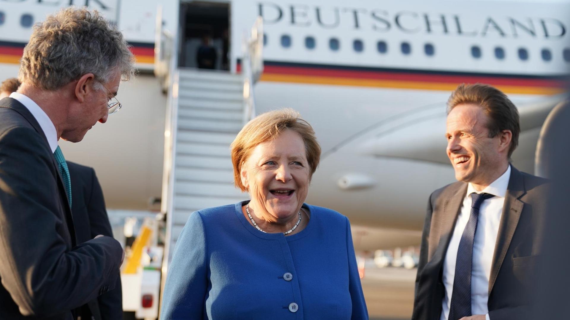 Das Foto zeigt Bundeskanzlerin Merkel bei ihrer Ankunft in New York - sie will eine Rede auf dem UN-Klimagipfel halten.