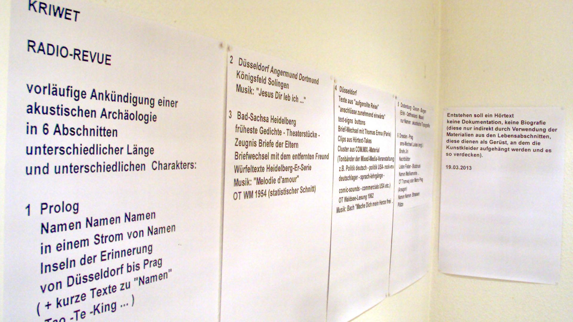 Informationswand zur Radio-Revue. Informationswand zur Radio-Revue.