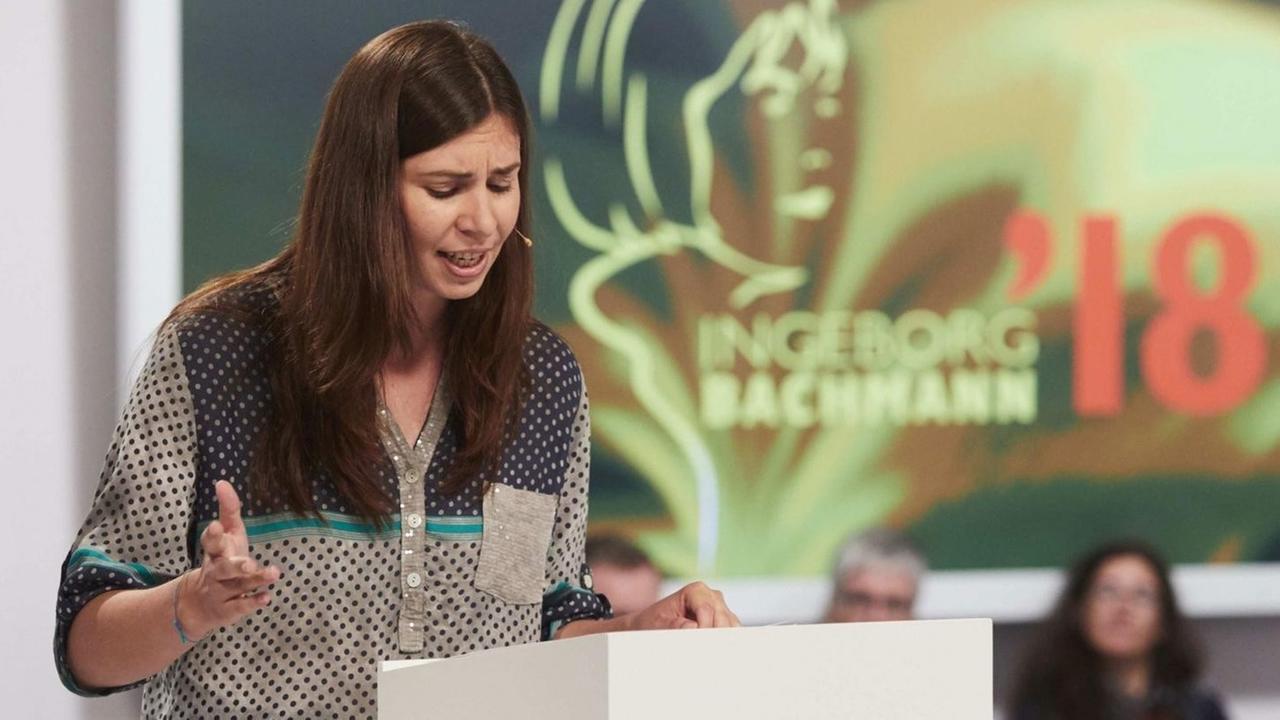 Tanja Maljartschuk liest bei den 42. Tagen der deutschsprachigen Literatur in Klagenfurt ihren Text "Frösche im Meer" Tanja Maljartschuk liest bei den 42. Tagen der deutschsprachigen Literatur in Klagenfurt ihren Text "Frösche im Meer"