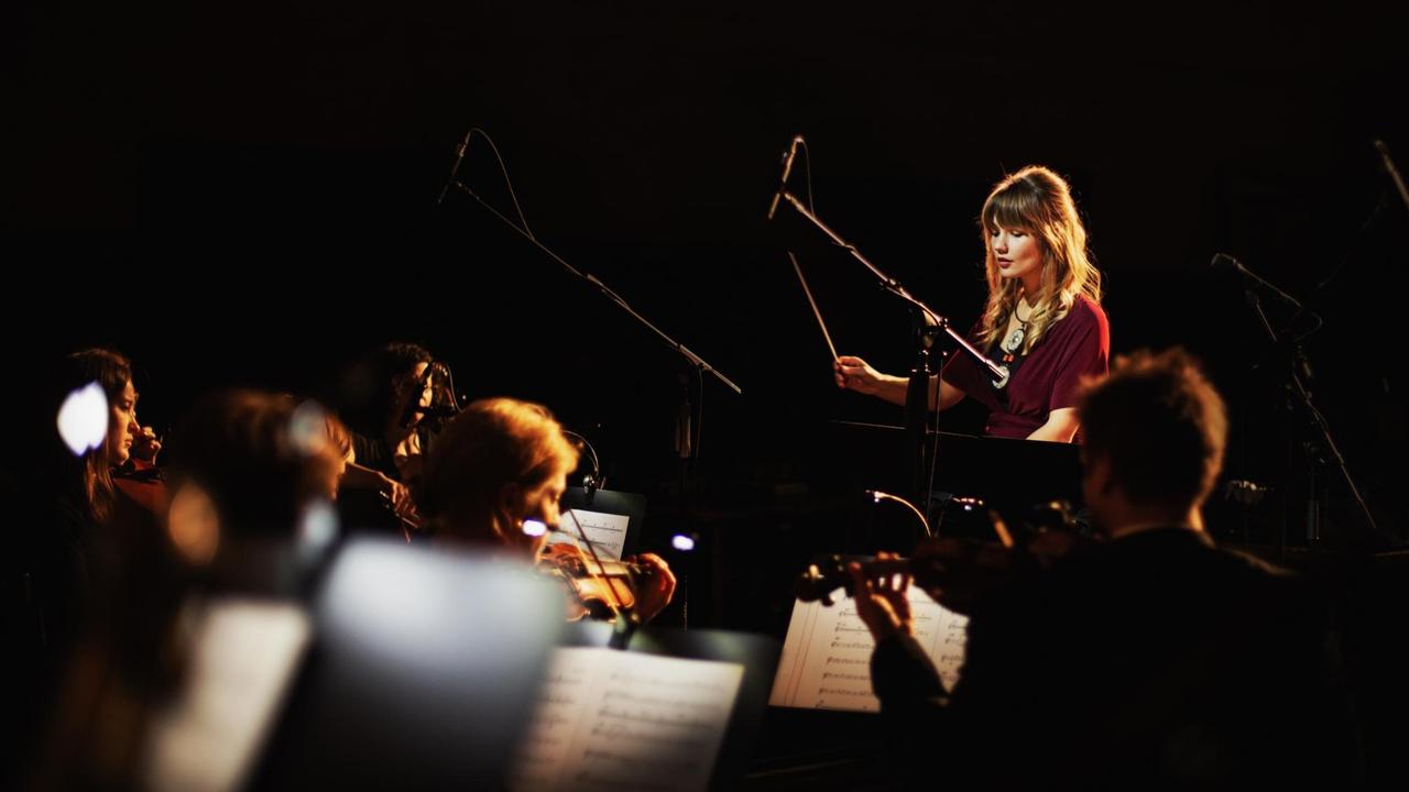 Fabia Mantwill Orchestra - EM.PERIENCE Fabia Mantwill Orchestra - EM.PERIENCE