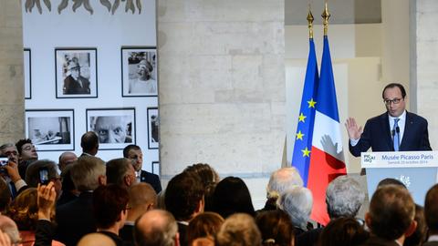 Der französische Präsident François Hollande hat am 25. Oktober das Pariser Picasso-Museum wiedereröffnet.