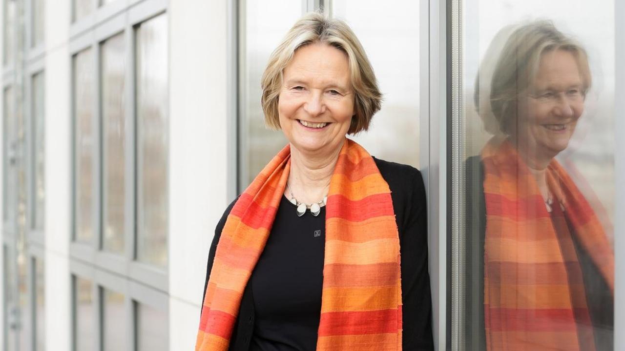 Die Kinderbuchautorin Kirsten Boie, aufgenommen am 17.03.2015 in Hamburg. Am 19.03. feiert Boie ihren 65. Geburtstag. Die Kinderbuchautorin Kirsten Boie, aufgenommen am 17.03.2015 in Hamburg. Am 19.03. feiert Boie ihren 65. Geburtstag.