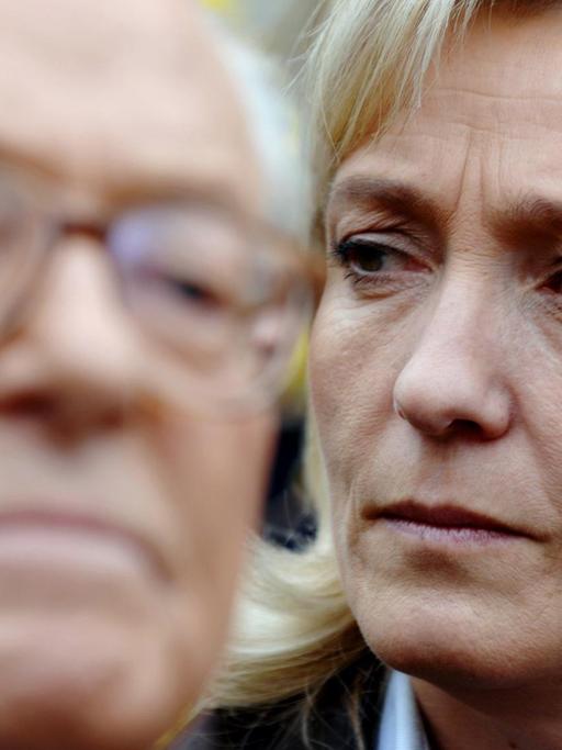 Jean-Marie Le Pen, Gründer des Front National (FN) und seine Tochter und Parteichefin Marine Le Pen