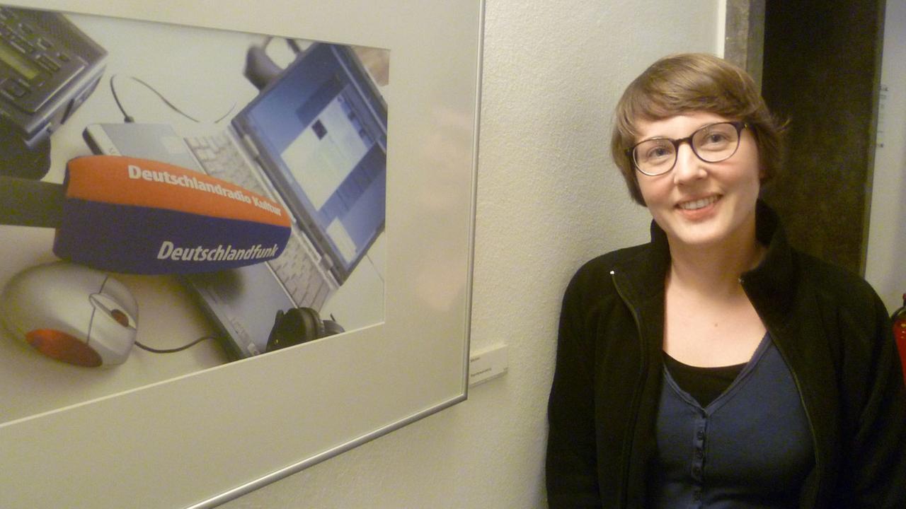 Die Terres des Femmes-Referentin Monika Michell zu Besuch im Deutschlandradio Kultur. Die Terres des Femmes-Referentin Monika Michell zu Besuch im Deutschlandradio Kultur.