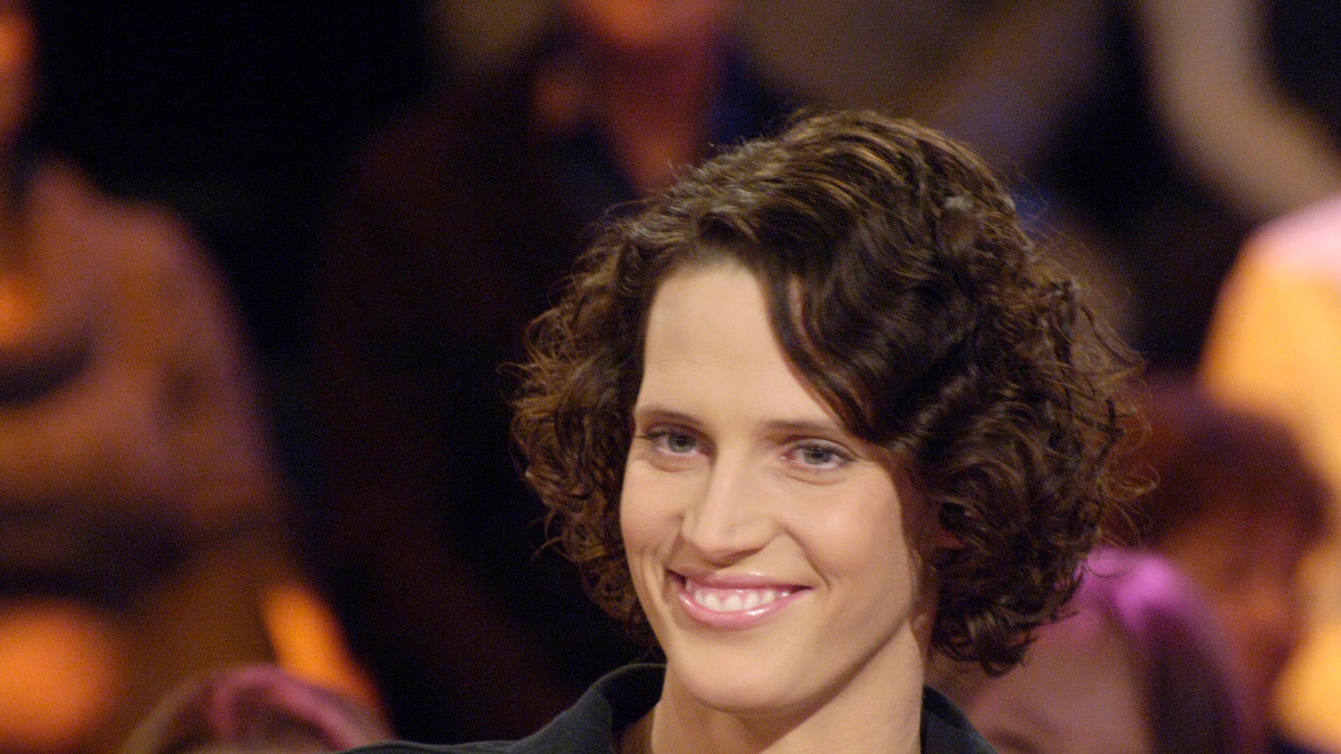Lena Schöneborn, Olympiasiegerin im Modernen Fünfkampf, aufgenommen am 21.01.2011 während der Aufzeichnung der RBB-Talksendung "Dickes B" in Berlin. Die Sendung wurde am 22.01.2011 ausgestrahlt Lena Schöneborn, Olympiasiegerin im Modernen Fünfkampf, aufgenommen am 21.01.2011 während der Aufzeichnung der RBB-Talksendung "Dickes B" in Berlin. Die Sendung wurde am 22.01.2011 ausgestrahlt