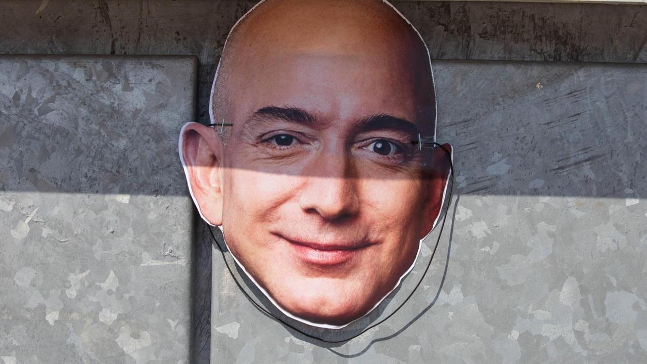 Jeff-Bezos-Maske