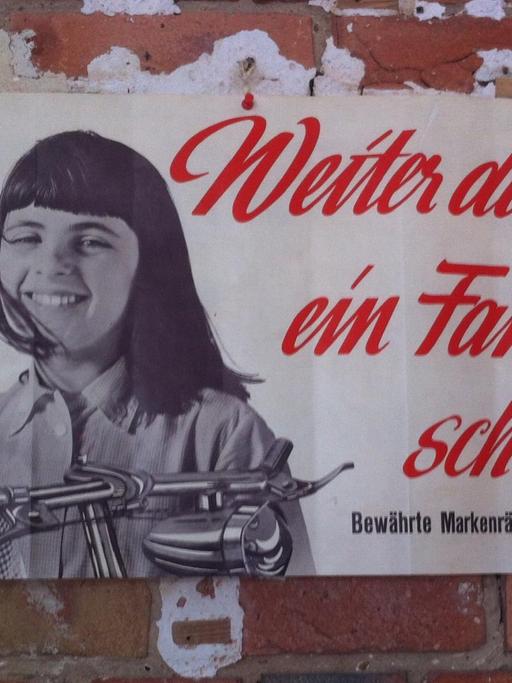 Werbung aus den 50ern in Bielefeld.