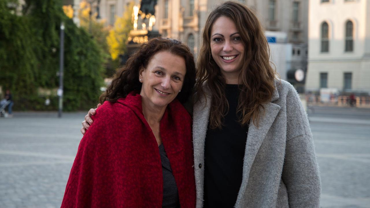 Porträtfoto von Anja Tuckermann und Kristina Milz Porträtfoto von Anja Tuckermann und Kristina Milz