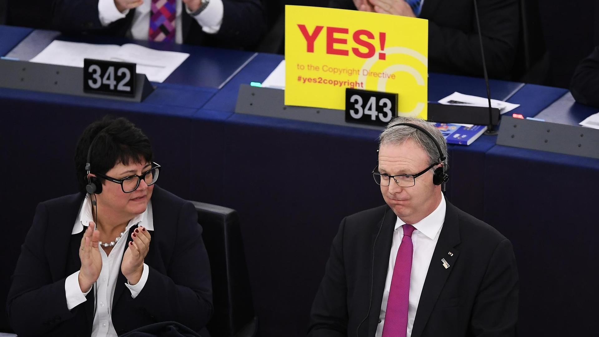 CDU-Europapolitiker Axel Voss nach der Entscheidung des Parlaments für die umstrittene Reform CDU-Europapolitiker Axel Voss nach der Entscheidung des Parlaments für die umstrittene Reform