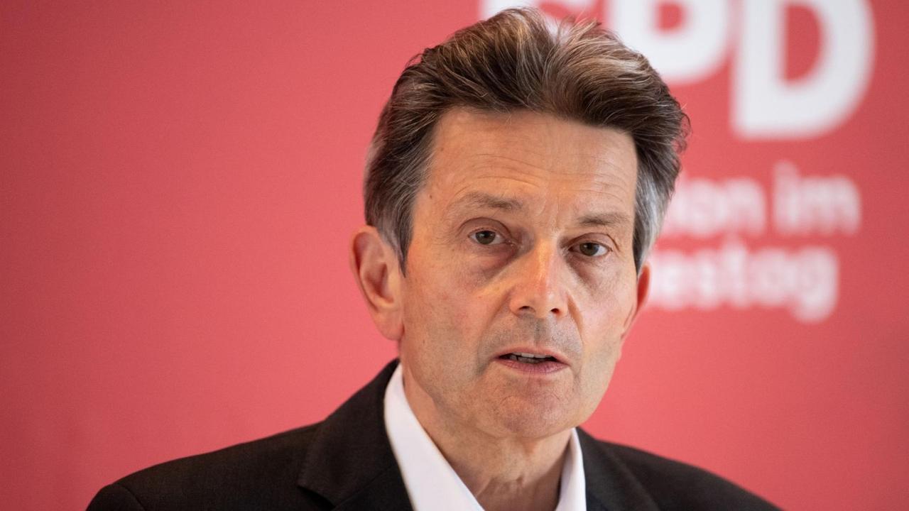 Rolf Mützenich, Vorsitzender der SPD-Bundestagsfraktion, Rolf Mützenich, Vorsitzender der SPD-Bundestagsfraktion,