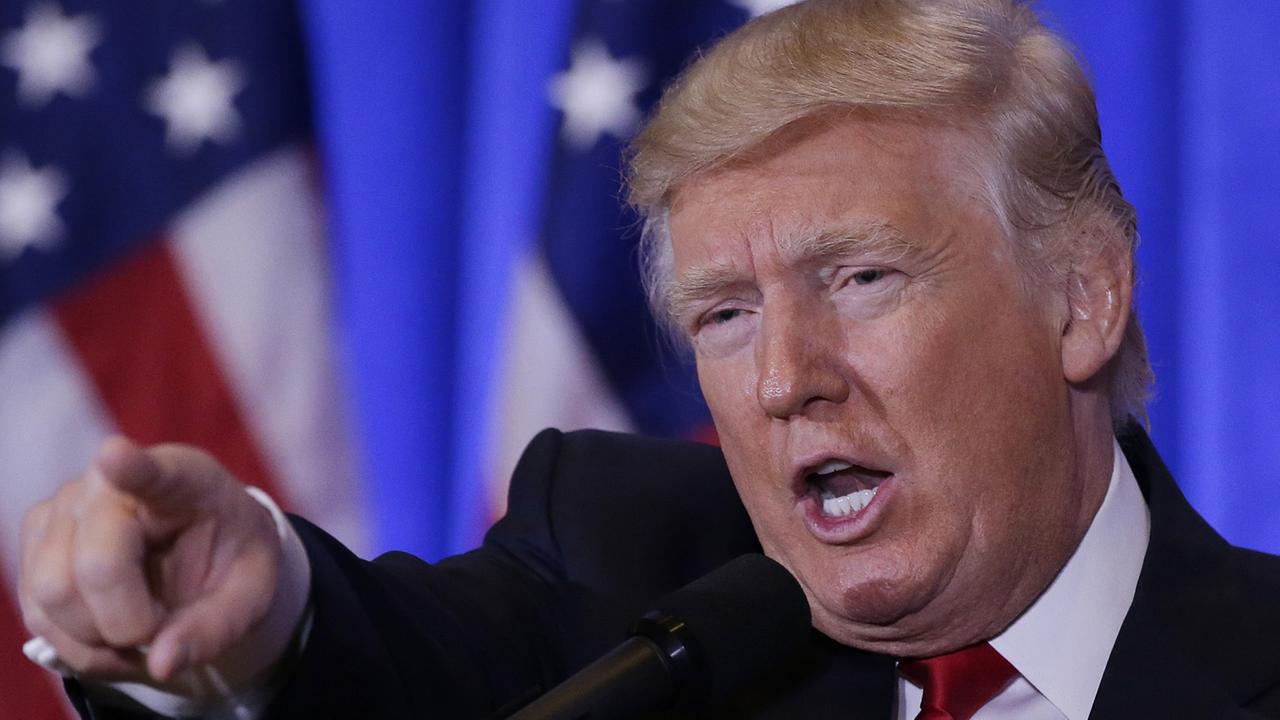 Der designierte US-Präsident Donald Trump bei seiner Pressekonferenz in New York am 11. Januar 2017. Der designierte US-Präsident Donald Trump bei seiner Pressekonferenz in New York am 11. Januar 2017.