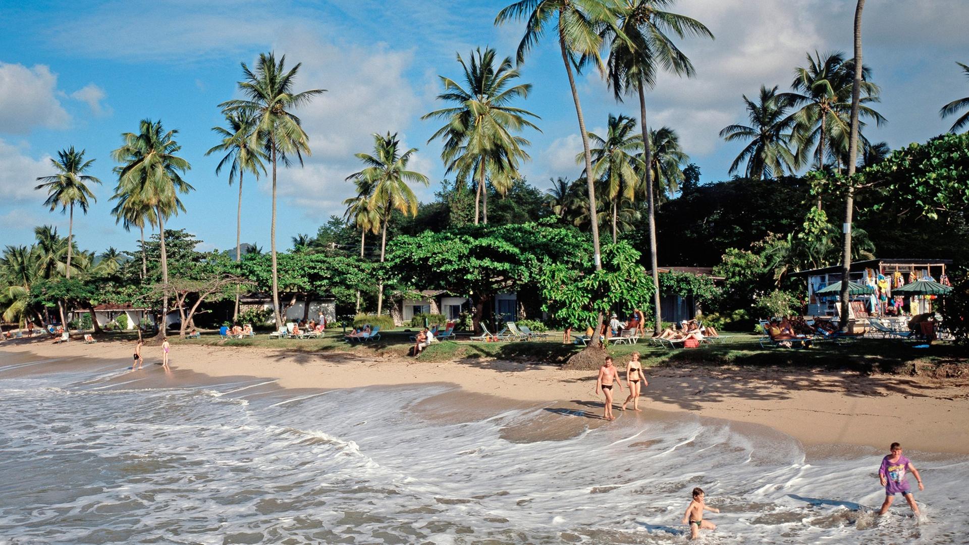 Küste der Karibikinsel St. Lucia Küste der Karibikinsel St. Lucia