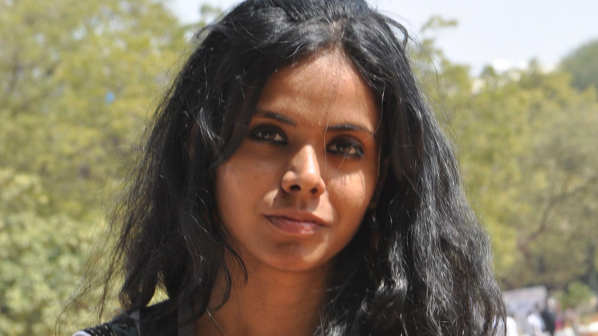Die indische Autorin, politische Aktivistin und Feministin Meena Kandasamy