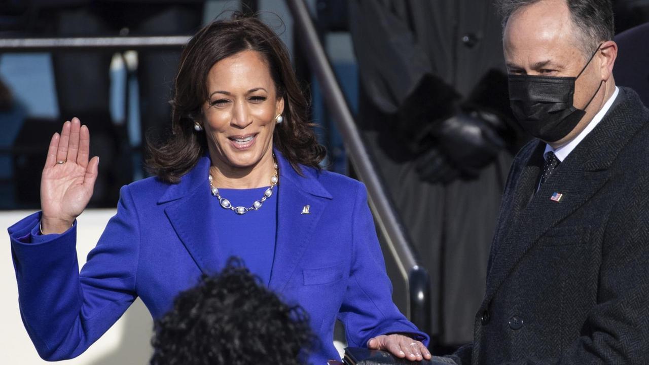 Kamala Harris wurde als Vize-Präsidentin feierlich vereidigt. Kamala Harris wurde als Vize-Präsidentin feierlich vereidigt.