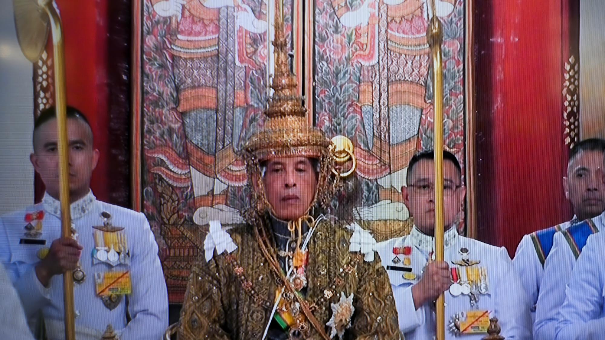 König von Thailand gekrönt nachrichtenleicht.de