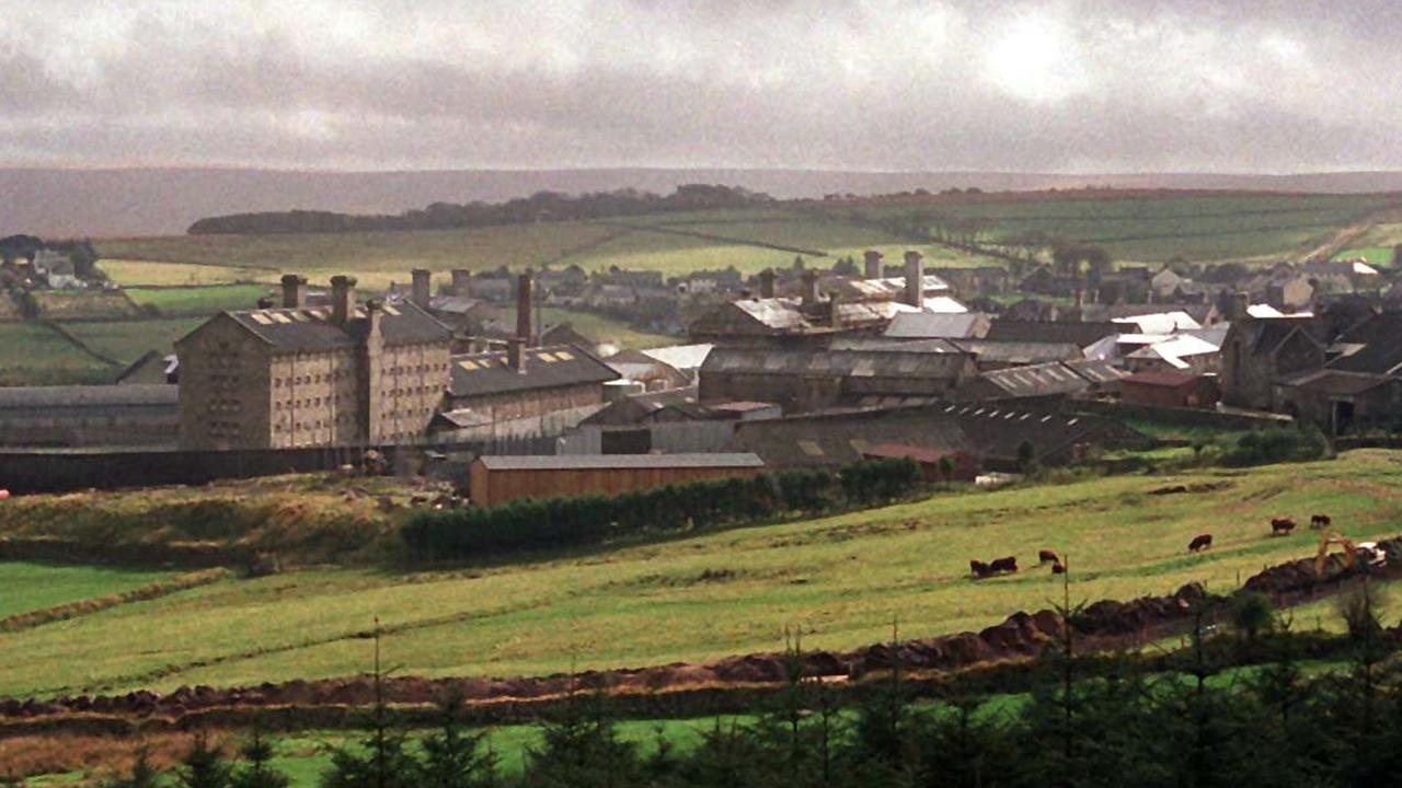 Blick auf das Gefängnis in Dartmoor in der englischen Grafschaft Devon. (Aufnahme vom 15.6.1993). Blick auf das Gefängnis in Dartmoor in der englischen Grafschaft Devon. (Aufnahme vom 15.6.1993).