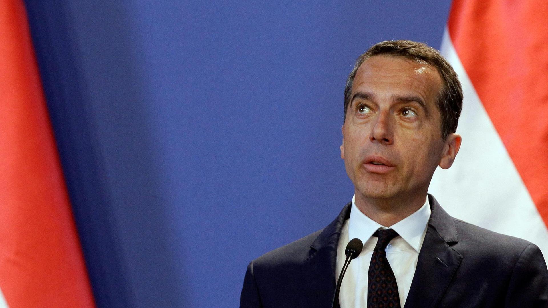 Österreichs Kanzler Christian Kern während einer Pressekonferenz. Österreichs Kanzler Christian Kern während einer Pressekonferenz.