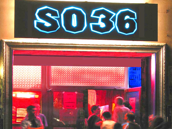 Der Eingang des Berliner Klubs SO 36 Der Eingang des Berliner Klubs SO 36