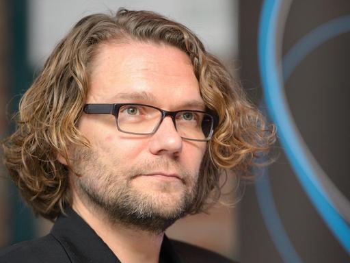 Der Programmdirektor des 38. Filmfestival Max Ophüls Preis, Oliver Baumgarten, am 11.01.2017 bei einer Pressekonferenz zur Veranstaltung im E-Werk in Saarbrücken.