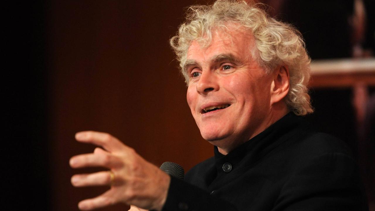 Sir Simon Rattle dirigiert Sir Simon Rattle dirigiert