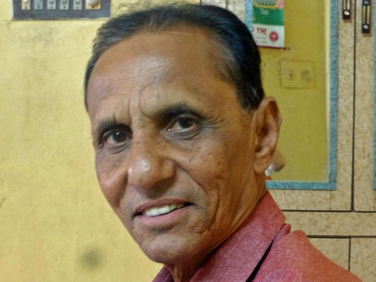Der pensionierte Bankangestellte Jassud Pathan ging elf Jahre gemeinsam mit Narendra Modi zur Schule.