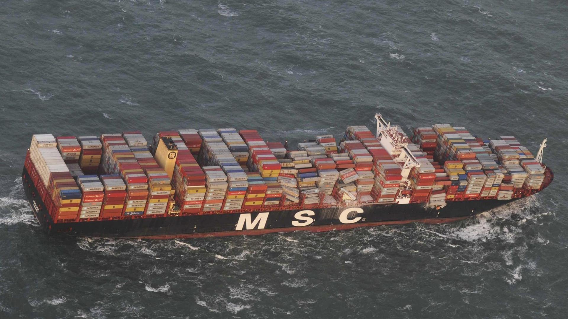 Das Containerschiff "MSC Zoe" Das Containerschiff "MSC Zoe"