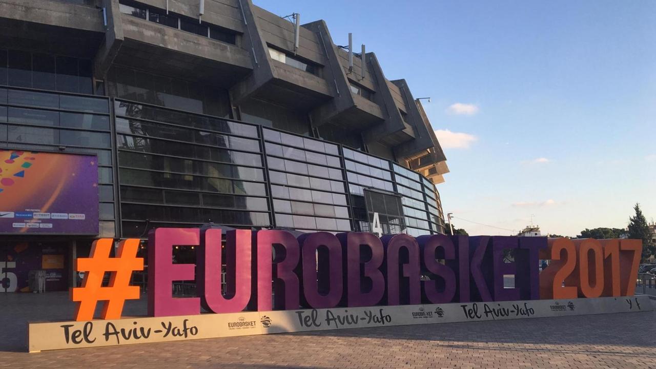 Basketball-EM-Arena von Tel Aviv von außen Basketball-EM-Arena von Tel Aviv von außen