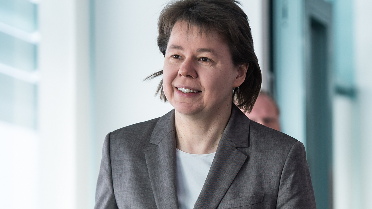 Die Leiterin des Kanzlerbüros: Beate Baumann. Die Leiterin des Kanzlerbüros: Beate Baumann.