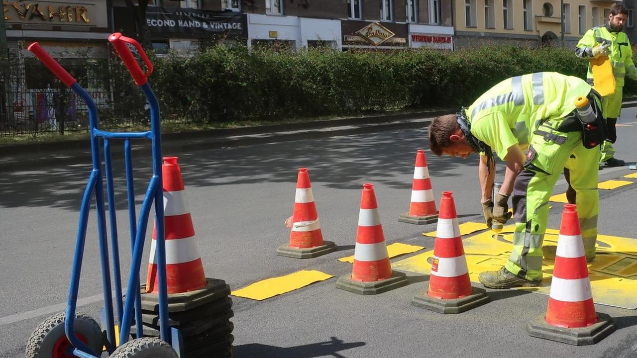 In Deutschland setzt Berlin auf eine Verkehrs-Therapie: neue Verkehrswege im Corona-Zeitalter.