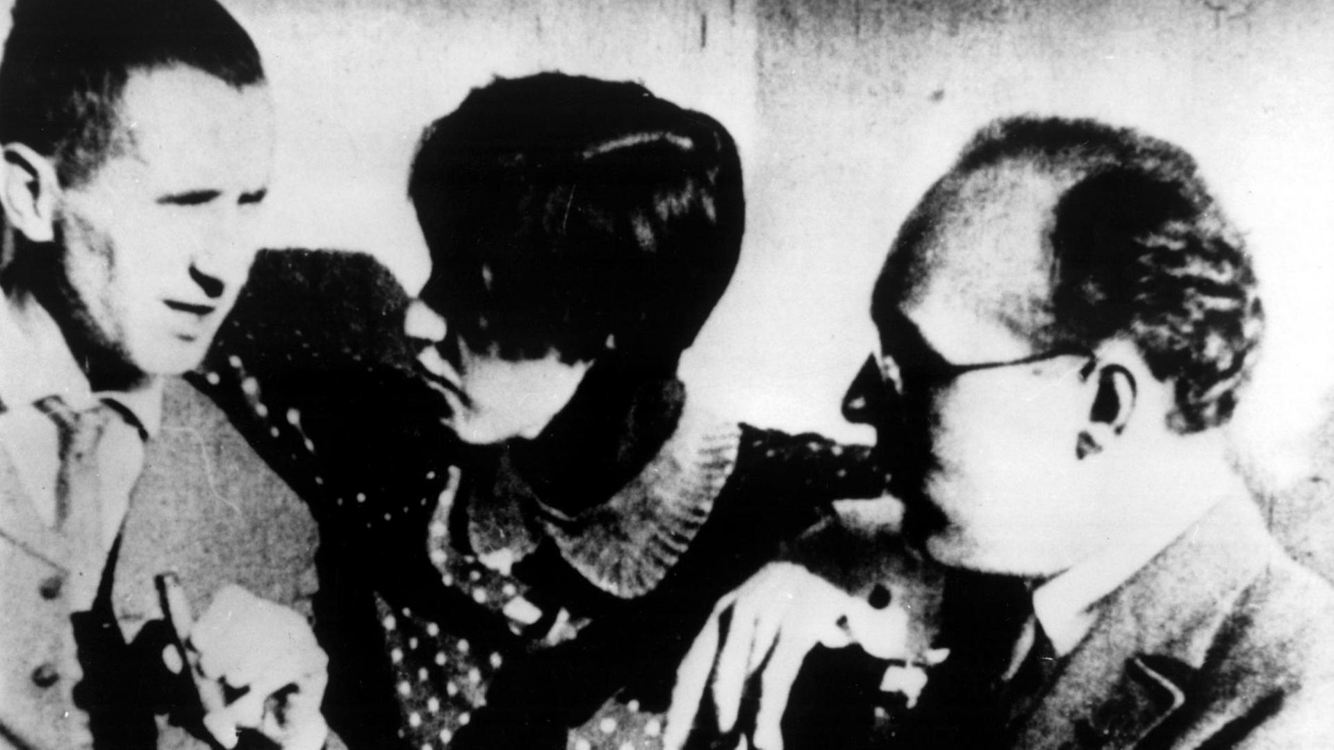 Kurt Weill with Lotte Lenya and Bertold Brecht 1929 / Mono Print |