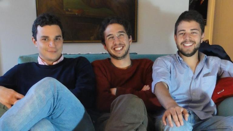 Simón, Tomás und Pablo, junge Literaten und Gründer des "Alacrán" Simón, Tomás und Pablo, junge Literaten und Gründer des "Alacrán"