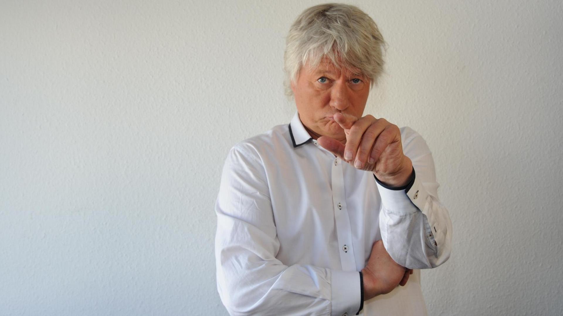 Der Kabarettist Jürgen Becker Der Kabarettist Jürgen Becker