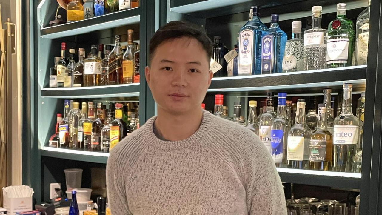 Vincent Lin steht in seinem Restaurant Vincent Lin steht in seinem Restaurant