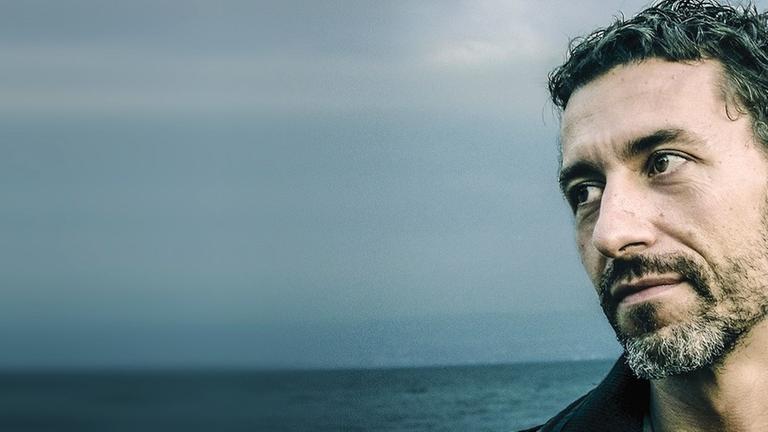 Ein Porträt des Musikers Yannick Délez Ein Porträt des Musikers Yannick Délez
