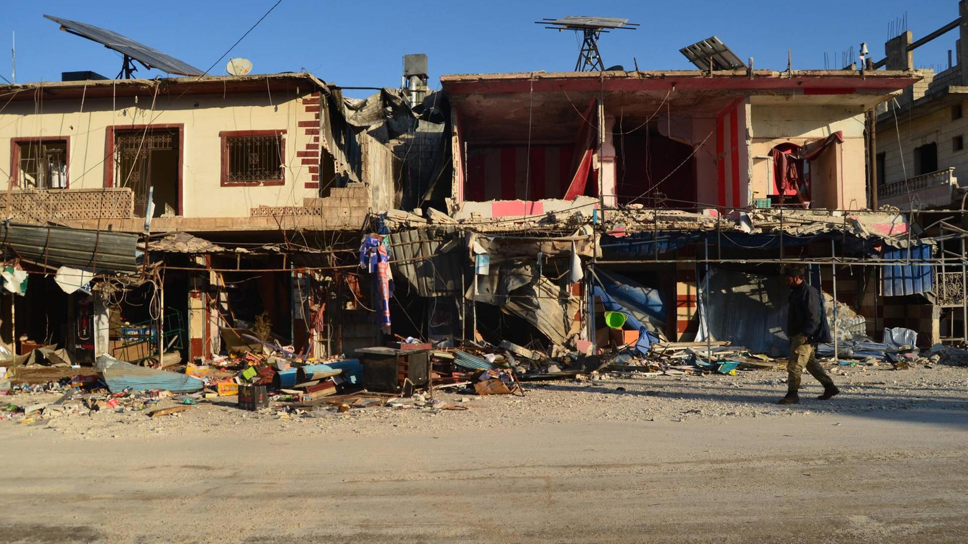 March 3, 2020 - Idlib, Syria - Building damage after Russian planes bombed the town of binnish in Idlib province resulting in one death and several injuries. Idlib Syria - ZUMAa323 20200303shaa323277 Copyright: xMoawiaxAtrashx March 3, 2020 - Idlib, Syria - Building damage after Russian planes bombed the town of binnish in Idlib province resulting in one death and several injuries. Idlib Syria - ZUMAa323 20200303shaa323277 Copyright: xMoawiaxAtrashx