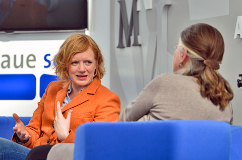 Erika Fatland auf dem Blauen Sofa während der Leipziger Buchmesse 2013