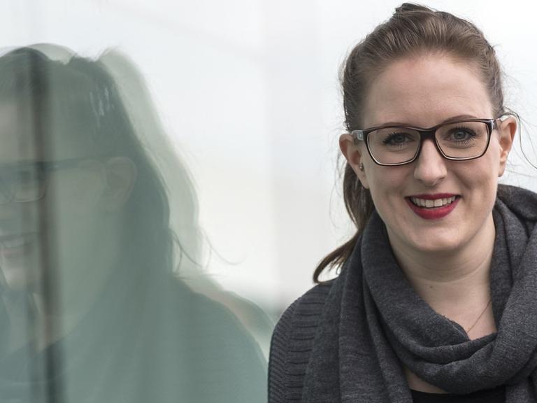 Die Autorin Anne Freytag auf der Frankfurter Buchmesse 2016. Unter dem Pseudonym Ally Taylor schreibt sie auch amerikanische Liebesromane.