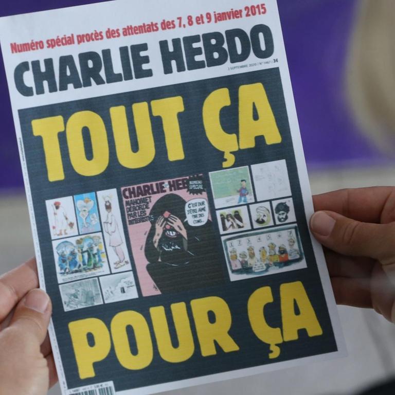 Zum Prozessauftakt um die Anschläge auf „Charlie Hebdo“ veröffentlicht das Satiremagazin erneut die umstrittenen Mohammed-Karikaturen.