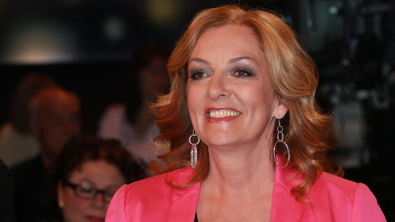 Talkmasterin Bettina Tietjen im NDR-Fernsehen Talkmasterin Bettina Tietjen im NDR-Fernsehen