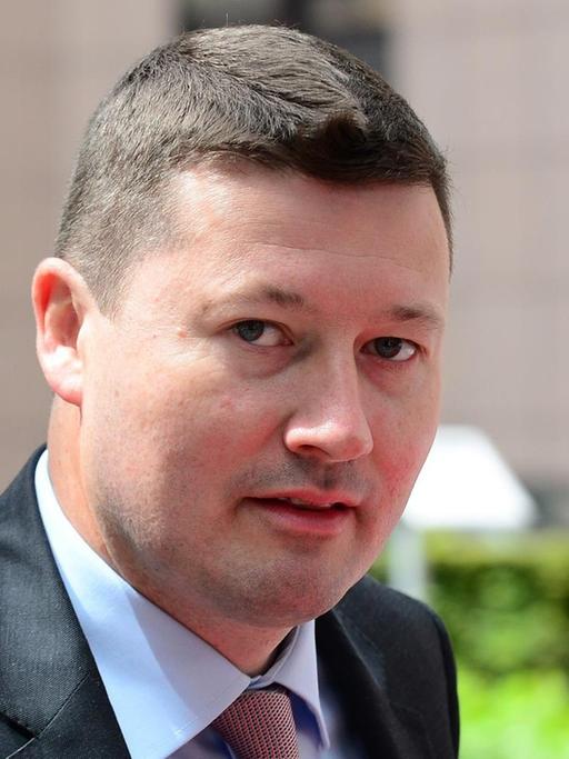 European Commission President Jean-Claude Juncker's Chief of Cabinet Martin Selmayr arrives for an Eurogroup meeting at the European Council, in Brussels, on May 11, 2015. AFP PHOTO / JOHN THYS / AFP PHOTO / JOHN THYS