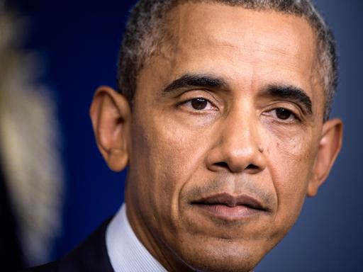 US-Präsident Barack Obama schaut nachdenklich während einer Pressekonferenz im Weißen Haus in Washington am 01.08.2014.