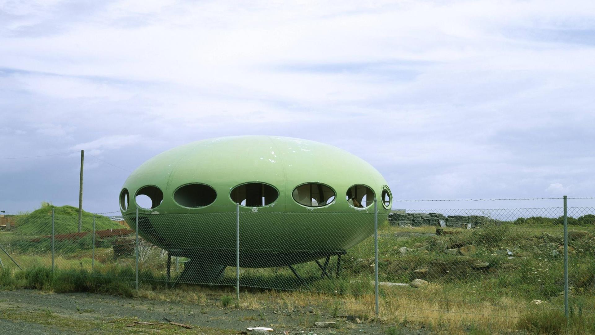 Der finnische Architekt Matti Suuronen entwarf das Futuro House Der finnische Architekt Matti Suuronen entwarf das Futuro House